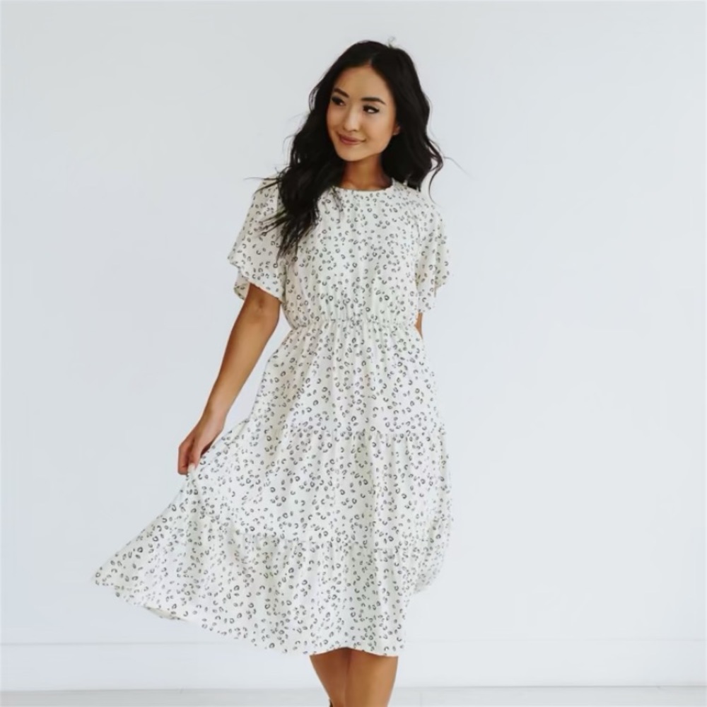 Ces Femme White Floral Midi Dress